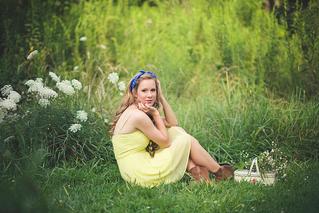 riley, "senior shoot", "dayton senior", "senior pictures", beautiful, gorgeous, stunning, beavercreek, vintage, unique, photography, photographer, pictures, shots