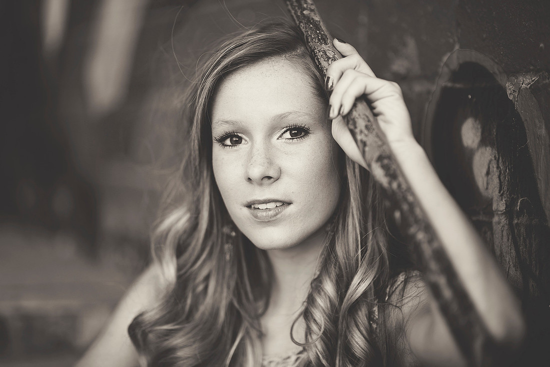 riley, "senior shoot", "dayton senior", "senior pictures", beautiful, gorgeous, stunning, beavercreek, vintage, unique, photography, photographer, pictures, shots