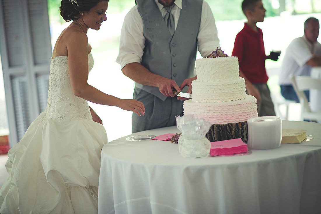crabtrey, bledsoe, wedding photography, dayton weddings, dayton wedding day, Centerville, marriage, love, couples, bridal, Benhams Grove, Dayton Wedding Photography, wedding photographer, Bellbrook, romantic, vintage style, vintage wedding